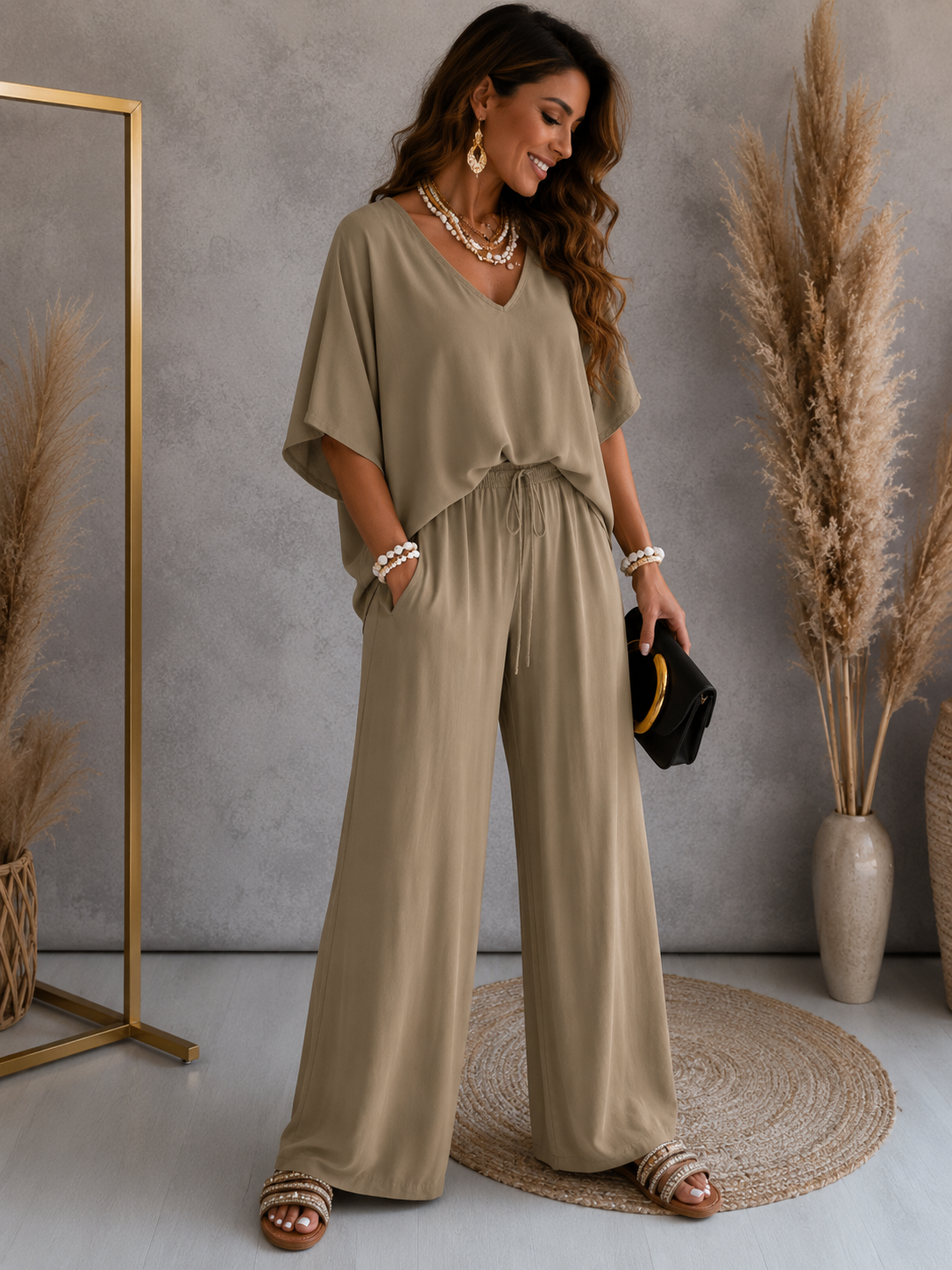Conjunto de pantalón ancho con cuello en V y mangas murciélago para mujer